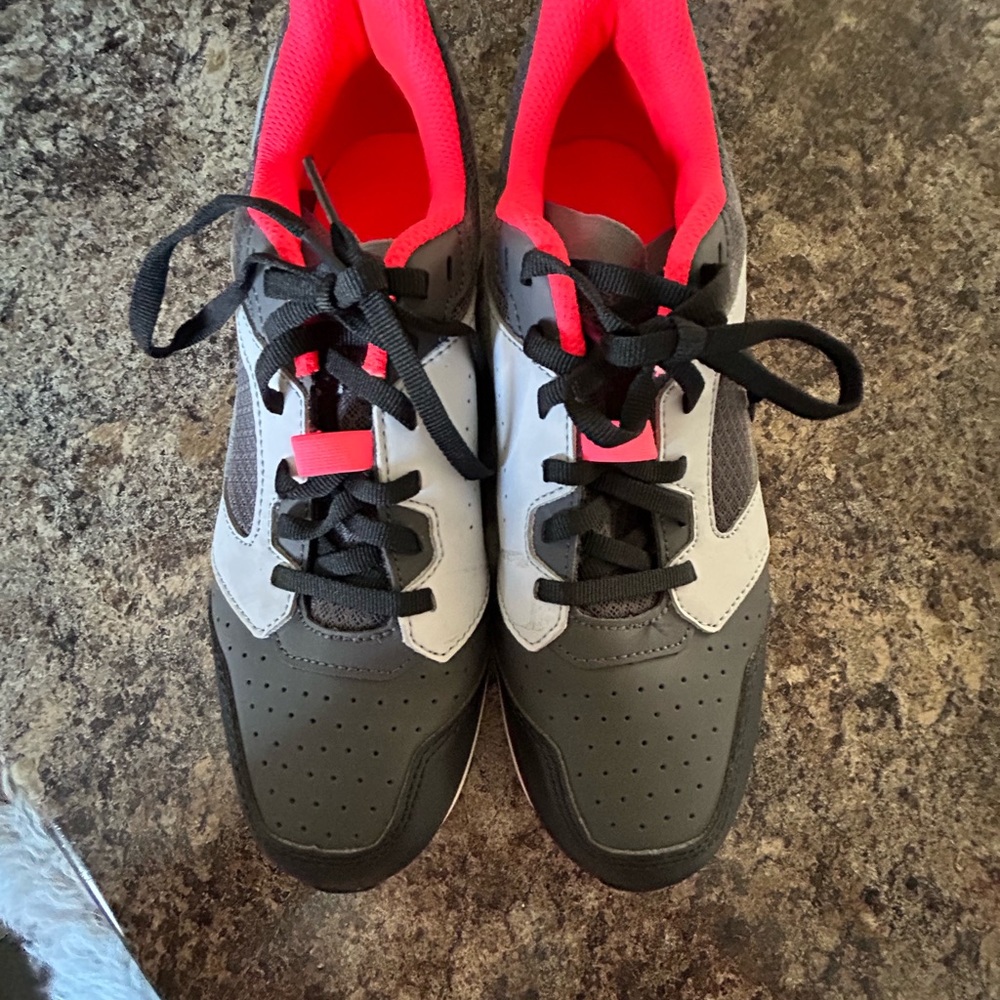 Cycle shoes with cleats . Never worn size 41